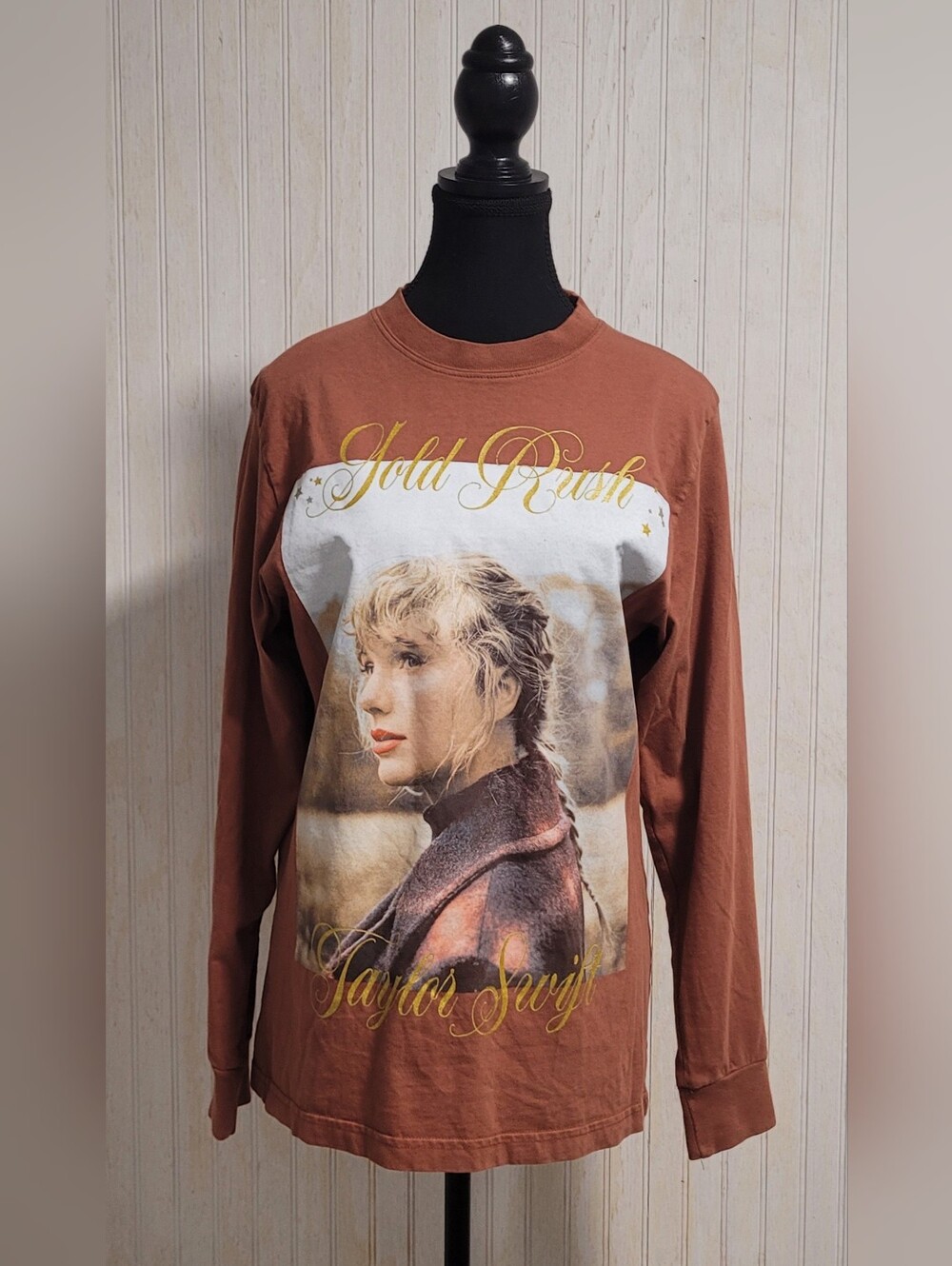 Taylor Swift Evermore Gold Rush Long Sleeve Graphic Shirt Rust Brown Size S EUC